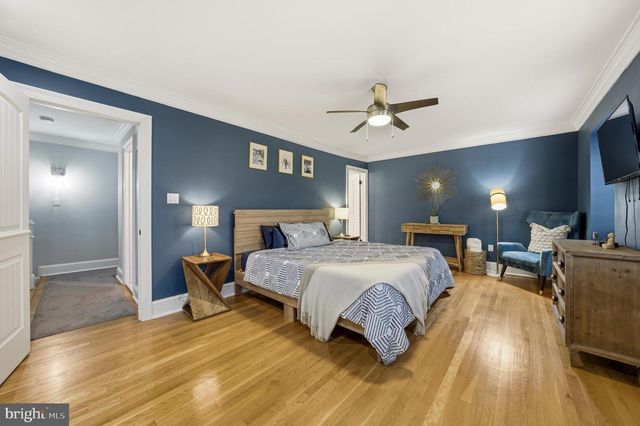 7414 HALLCREST DR, Mclean, VA 22102