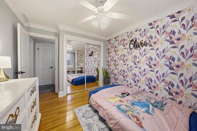 7414 HALLCREST DR, Mclean, VA 22102