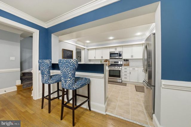 7414 HALLCREST DR, Mclean, VA 22102