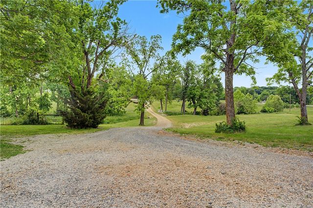 14410 & 14430 W Highway 102, Gravette, AR 72736