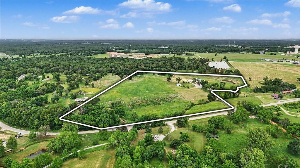 14410 & 14430 W Highway 102, Gravette, AR 72736