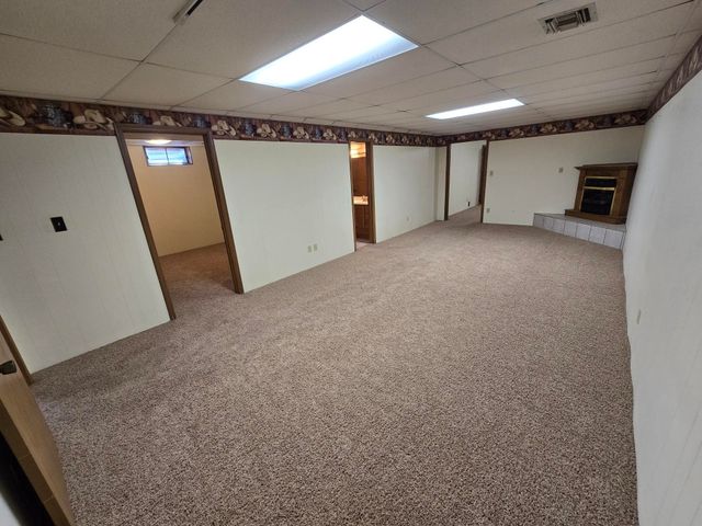 3200 Cathlinda Dr, Winfield, KS 67156