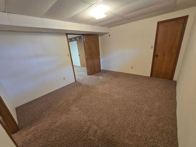 3200 Cathlinda Dr, Winfield, KS 67156