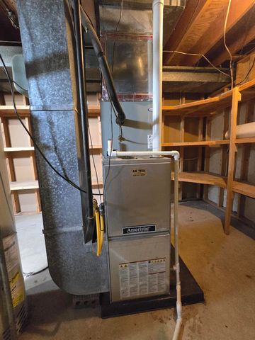 3200 Cathlinda Dr, Winfield, KS 67156