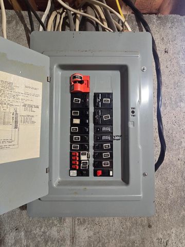 3200 Cathlinda Dr, Winfield, KS 67156