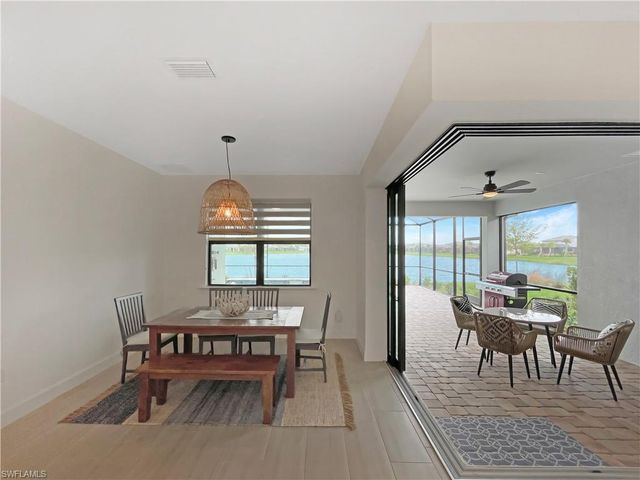 2057 Yellowfin CIR, Naples, FL 34114