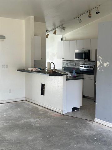 19148 Coconut RD, Fort Myers, FL 33967