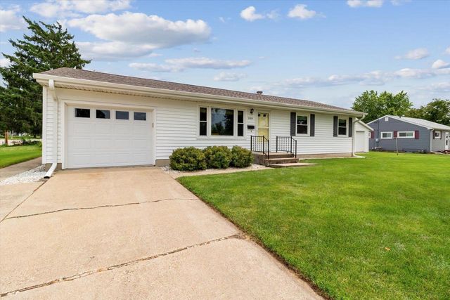 2005 S Jackson Street, Janesville, WI 53546