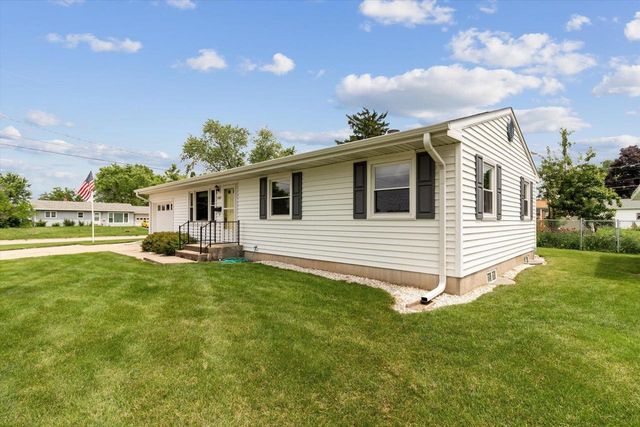 2005 S Jackson Street, Janesville, WI 53546