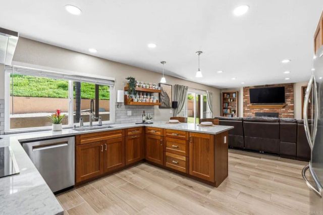 4001 Shadow Rock Court, Bonita, CA 91902