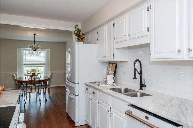 36 Nicholson Court, Washington Twp, OH 45459