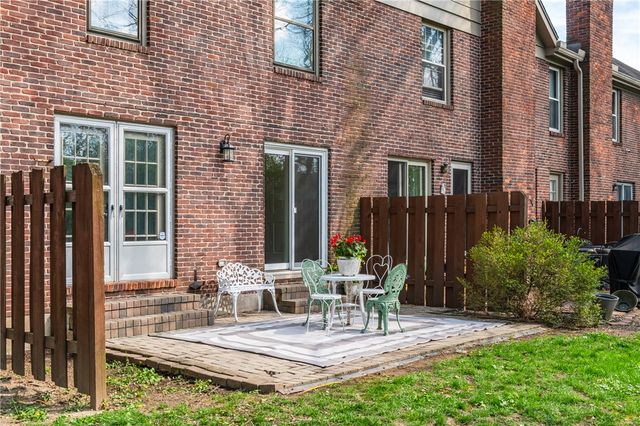 36 Nicholson Court, Washington Twp, OH 45459