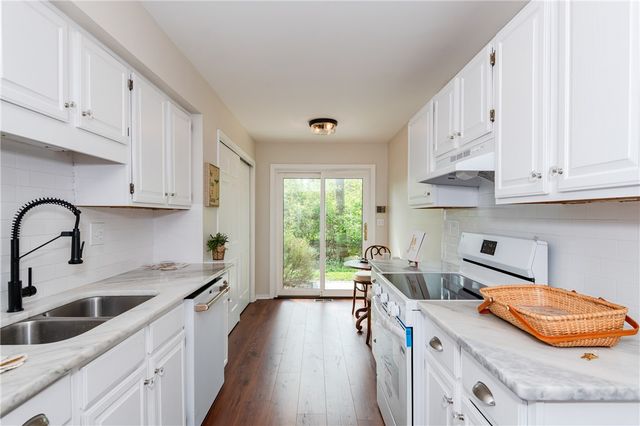 36 Nicholson Court, Washington Twp, OH 45459