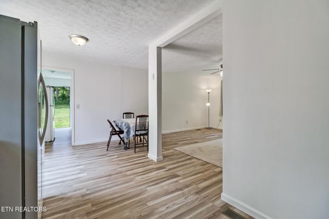 484 Kerrigan Rd, Crossville, TN 38555