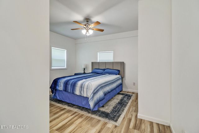 484 Kerrigan Rd, Crossville, TN 38555