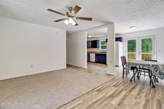 484 Kerrigan Rd, Crossville, TN 38555