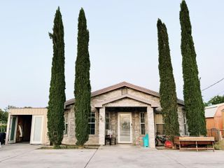 2318 Algerita Street, Carlsbad, NM 88220