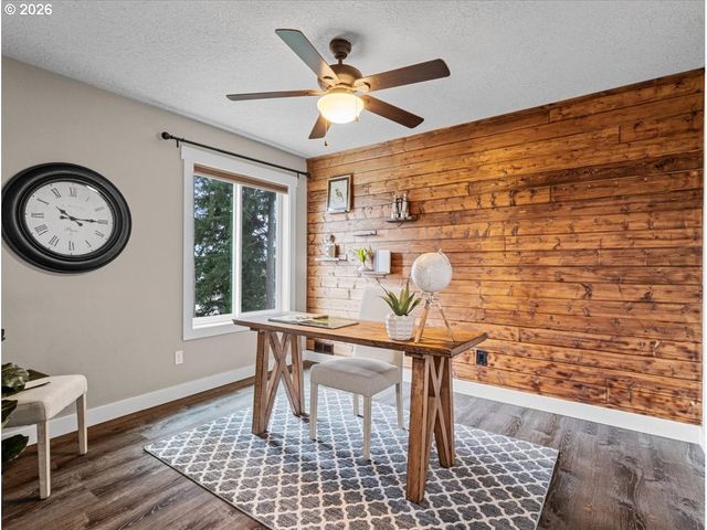 12988 Se BLUFF Dr, Clackamas, OR 97015