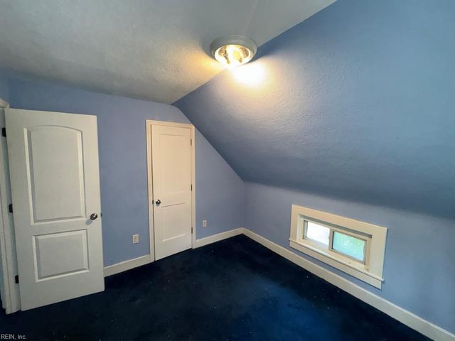 20 Dewey ST, Portsmouth, VA 23704
