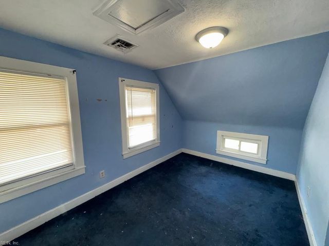 20 Dewey ST, Portsmouth, VA 23704