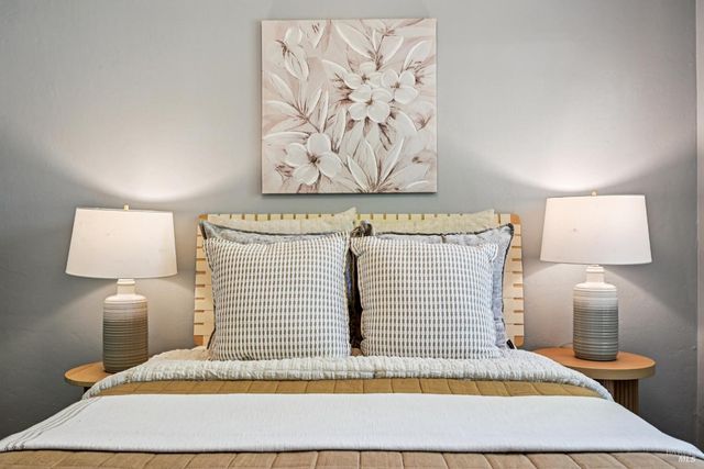 3045 Spring Creek Dr, Santa Rosa, CA 95405