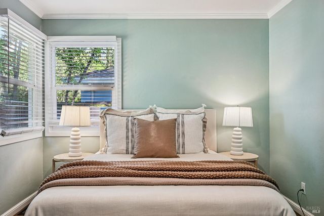 3045 Spring Creek Dr, Santa Rosa, CA 95405