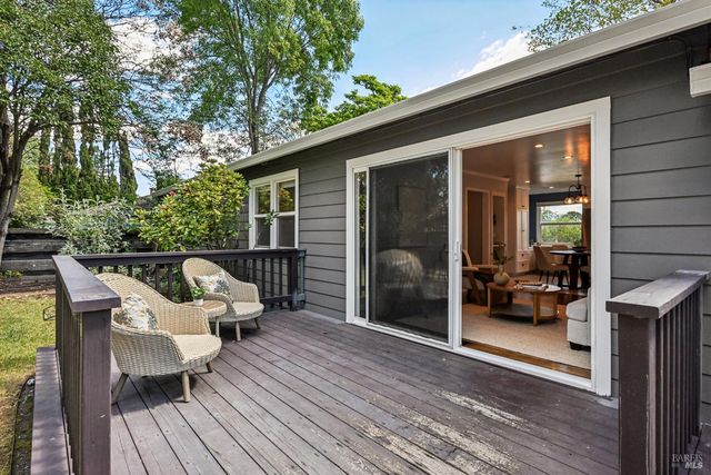 3045 Spring Creek Dr, Santa Rosa, CA 95405