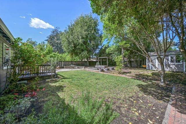 3045 Spring Creek Dr, Santa Rosa, CA 95405