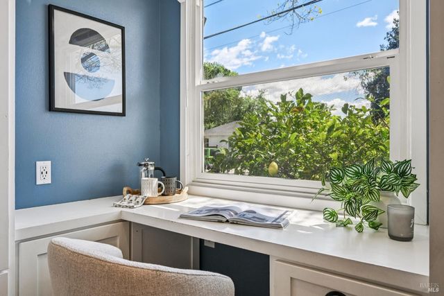 3045 Spring Creek Dr, Santa Rosa, CA 95405