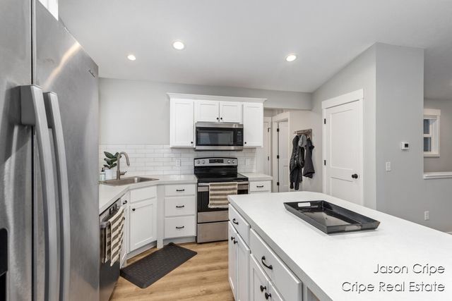 13034 Spruceridge Road, Gowen, MI 49326