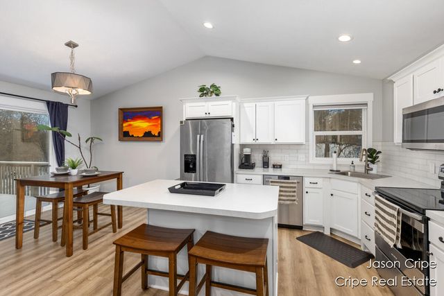 13034 Spruceridge Road, Gowen, MI 49326