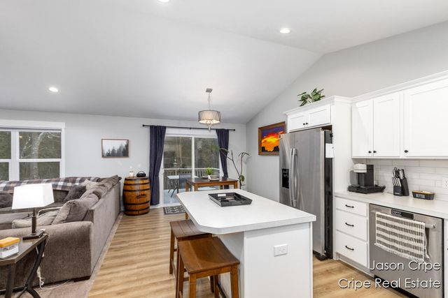 13034 Spruceridge Road, Gowen, MI 49326