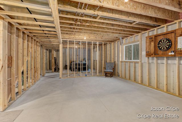 13034 Spruceridge Road, Gowen, MI 49326