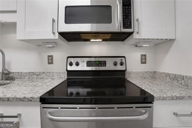 3843 Woodridge Way, Tucker, GA 30084