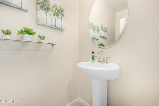 1634 W REDWOOD Lane, Phoenix, AZ 85045