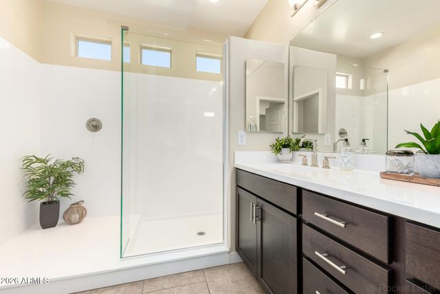 1634 W REDWOOD Lane, Phoenix, AZ 85045