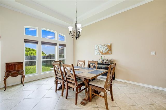 7522 S Lake Dr, Corpus Christi, TX 78414