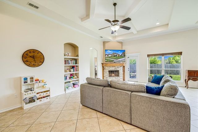 7522 S Lake Dr, Corpus Christi, TX 78414