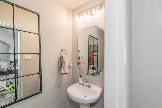 7516 Lazy Spur Boulevard, Fort Worth, TX 76131