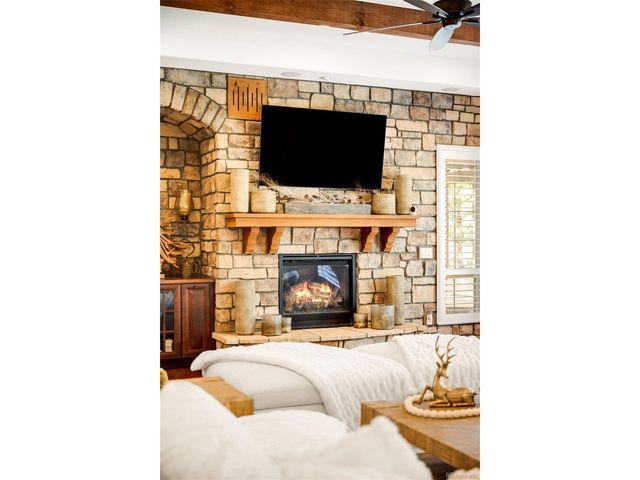 981 Buffalo Ridge Rd, Castle Pines, CO 80108