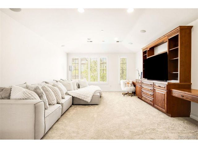 981 Buffalo Ridge Rd, Castle Pines, CO 80108