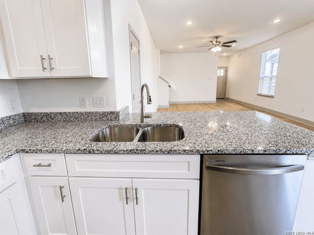 10219 Tulipwood Run Unit 101, San Antonio, TX 78252