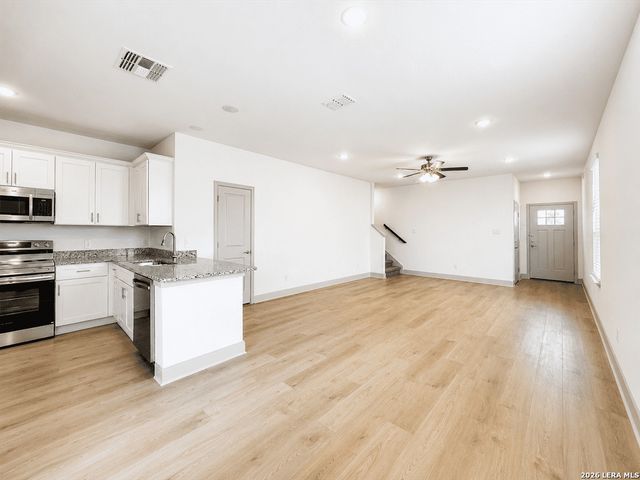 10219 Tulipwood Run Unit 101, San Antonio, TX 78252