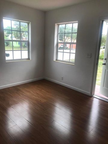 1307 Lucerne Avenue A, Lake Worth Beach, FL 33460