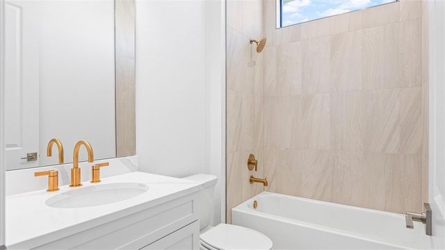 8395 SW Piacenza Way, Port St. Lucie, FL 34987