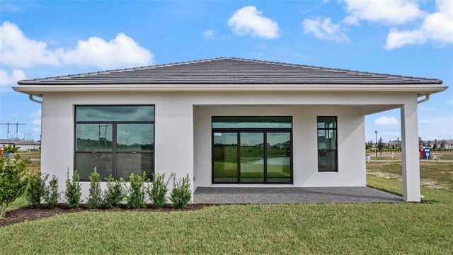 8395 SW Piacenza Way, Port St. Lucie, FL 34987