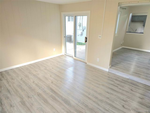 25815 Firwood Avenue, Warren, MI 48089