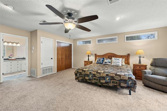 110 Island Lodges LN, Buchanan Dam, TX 78609