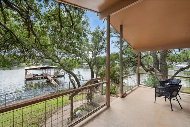 110 Island Lodges LN, Buchanan Dam, TX 78609