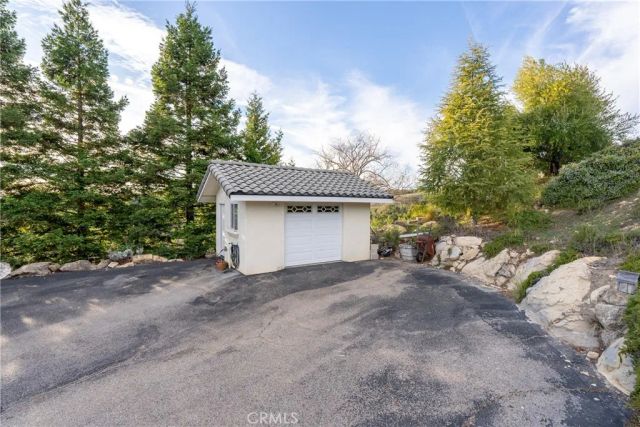 4342 Shadow Canyon Road, Templeton, CA 93465